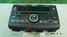 Load image into Gallery viewer, RADIO Nissan Rogue 2008 08 2009 09  AM FM 6 CD - MM963215

