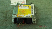 Load image into Gallery viewer, AIR BAG CONTROL MODULE COMPUTER Genesis 2011 11 2012 12 - MM971173
