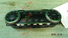 Load image into Gallery viewer, FRONT TEMPERATURE CONTROLS C230 C250 C300 C350 C63 GLK350 09-10 - MM975635
