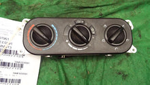 Load image into Gallery viewer, Temperature Controls Jeep Wrangler 2007 - MM977124
