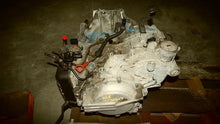 Load image into Gallery viewer, Transmission Hyundai Santa Fe 2007 - MM979993
