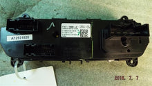 Load image into Gallery viewer, FRONT TEMPERATURE CONTROLS Ford Focus 2015 15 2016 16 2017 17 - MM984889
