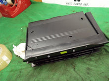 Load image into Gallery viewer, Radio  EXPEDITION 2006 - MM985905
