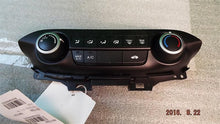 Load image into Gallery viewer, TEMPERATURE CONTROLS Honda CR-V 2013 13 2014 14 - MM999350
