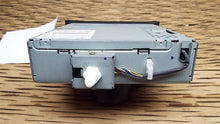 Load image into Gallery viewer, Radio  ESCALADE ESV 2006 - MM1002271
