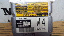 Load image into Gallery viewer, AIR BAG CONTROL MODULE COMPUTER Toyota 4 Runner 04 05 06 07 - MM1002793
