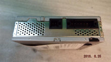 Load image into Gallery viewer, REMOTE CD CHANGER C230 C240 C280 C32 C320 C350 C55 CL500 CL55 03-07 - MM1003450
