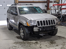 Load image into Gallery viewer, BODY CONTROL MODULE BCM COMPUTER Commander Grand Cherokee 2008 - NW280760
