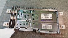 Load image into Gallery viewer, Radio  ESCALADE EXT 2011 - MM1007095

