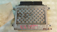 Load image into Gallery viewer, ECU ECM COMPUTER Land Rover LR2 2008 08 2009 09 - MM1010527
