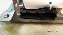 Load image into Gallery viewer, Radio  INFINITI FX SERIES 2003 - MM1025195
