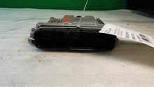 Load image into Gallery viewer, ECU ECM COMPUTER Volkswagen Golf 2013 13 2014 14 - MM1030313
