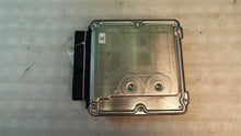 Load image into Gallery viewer, ECU ECM COMPUTER Volkswagen Golf 2013 13 2014 14 - MM1030313
