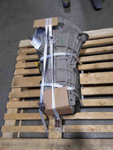 Load image into Gallery viewer, FRONT A/C HEATER BLOWER MOTOR Expedition Navigator 07 08 - NW282197
