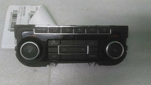 Load image into Gallery viewer, TEMPERATURE CONTROLS Volkswagen EOS Jetta 12 13 14 15 - MM1031718
