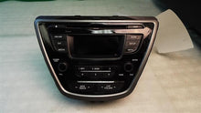 Load image into Gallery viewer, RADIO Hyundai Elantra 2014 14 2015 15 2016 16 - MM1037168
