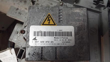 Load image into Gallery viewer, HEADLIGHT LAMP ASSEMBLY C230 C240 C32 C320 2001 01 2002 02 Right - MM1042767
