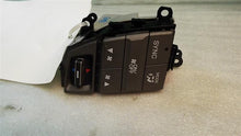 Load image into Gallery viewer, Temperature Controls Honda Crosstour 2011 - MM1045242
