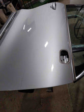 Load image into Gallery viewer, Front Spindle Knuckle Volkswagen Touareg 2012 - NW284117
