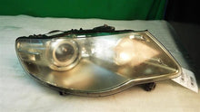 Load image into Gallery viewer, Headlight Lamp Assembly Volkswagen Touareg 2008 - MM1055449
