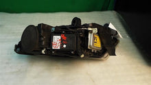 Load image into Gallery viewer, Headlight Lamp Assembly Volkswagen Touareg 2008 - MM1055449
