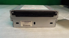 Load image into Gallery viewer, RADIO Volvo C70 S60 S80 V70 XC60 XC70 11 12 13 14 15 - MM1055917
