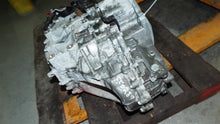 Load image into Gallery viewer, Transmission Hyundai Azera 2012 - MM1073871
