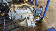 Load image into Gallery viewer, Transfer Case Mitsubishi Montero 2003 - MM1076111
