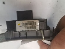 Load image into Gallery viewer, DRIVERS MASTER WINDOW SWITCH Caravan Town and Country 2004 04 05 06 07 - MM1076414
