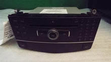 Load image into Gallery viewer, RADIO Mercedes-Benz C230 C300 C350 2008 08 - MM1088637
