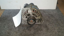 Load image into Gallery viewer, Alternator Hyundai Genesis 2013 - MM1089608
