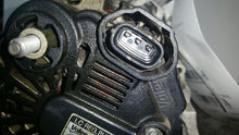 Load image into Gallery viewer, Alternator Hyundai Genesis 2013 - MM1089608
