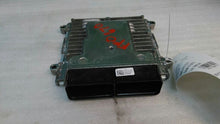 Load image into Gallery viewer, ECU ECM Computer Hyundai Elantra 2017 - MM1098714
