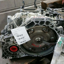 Load image into Gallery viewer, Transmission Kia Sorento 2013 - MM1106063
