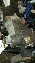 Load image into Gallery viewer, TRANSFER CASE Mazda B-3000 B-4000 2002 02 2003 03 - MM1108866
