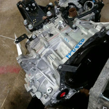 Load image into Gallery viewer, TRANSMISSION Hyundai Accent 2015 15 2016 16 2017 17 - MM1114302
