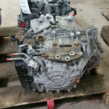 Load image into Gallery viewer, Transmission Kia Sportage 2013 - MM1114596
