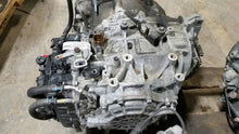 Load image into Gallery viewer, TRANSMISSION Hyundai Santa Fe 2014 14 FWD - MM1118014
