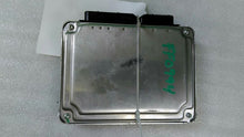 Load image into Gallery viewer, ECU ECM Computer Volkswagen Beetle 2005 - MM1124605
