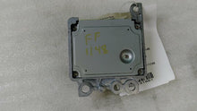 Load image into Gallery viewer, AIR BAG CONTROL MODULE COMPUTER FX35 FX45 2004 04 2005 05 - MM1131661
