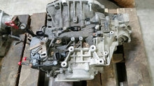 Load image into Gallery viewer, Transmission Kia Rondo 2009 - MM1136796
