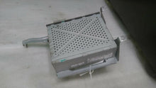 Load image into Gallery viewer, Radio Audi A8 Q7 S8 2005 05 2006 06 2007 07 2008 08 2009 09 - MM1169597
