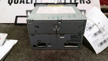 Load image into Gallery viewer, Radio  FORD F250SD PICKUP 2007 - MM1172371
