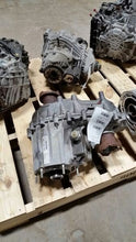 Load image into Gallery viewer, TRANSFER CASE Jeep Wrangler 12 13 14 15 16 17 18 - MM1177732
