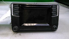 Load image into Gallery viewer, RADIO Volkswagen Jetta 2016 16 2017 17 - MM1184919
