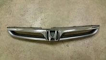 Load image into Gallery viewer, GRILLE Honda Accord 2006 06 2007 07 - MM1189496
