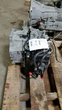 Load image into Gallery viewer, Transmission Hyundai Elantra 2017 - MM1201577

