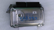 Load image into Gallery viewer, ECU ECM Computer Volkswagen Golf 2013 - MM1212279
