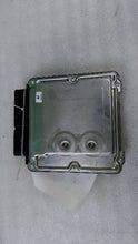 Load image into Gallery viewer, ECU ECM COMPUTER Audi A4 2007 07 2.0L - MM1223379
