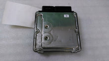 Load image into Gallery viewer, ECU ECM COMPUTER Passat 2012 12 2.0L Auto - MM1224440
